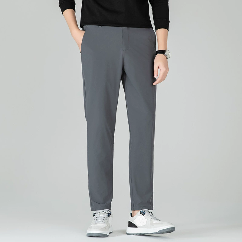 Четыре анти-ледяные шелковые повседневные брюки Антибактериальные солнцезащитные мужские брюки Молодые эластые брюки с тонкой талией Летние студенческие брюки