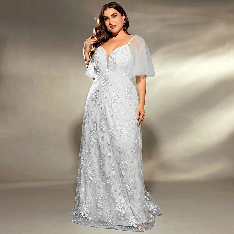 Cross-border foreign trade long evening dress lace sexy deep V elegant party bridesmaid dress a generation of hair