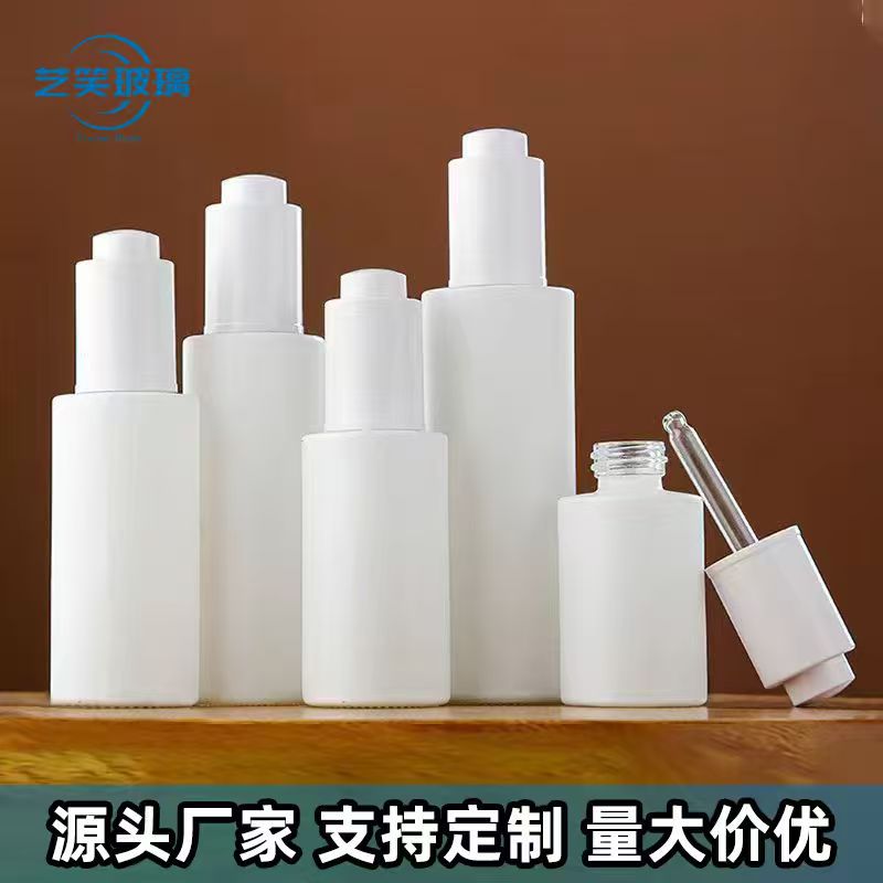 Wholesale White Press Dropper Essential Oil Bottle Matte White Sealed Essence Bottle 20ml Cosmetic Packaging Bottle in Stock
