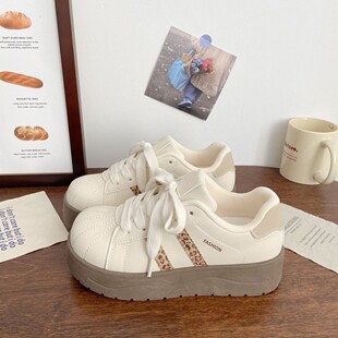 ���Ⱥ��С��ЬŮؐ���^2026�ļ��¿�chicС���OӋ���Ь�A�^��Ь