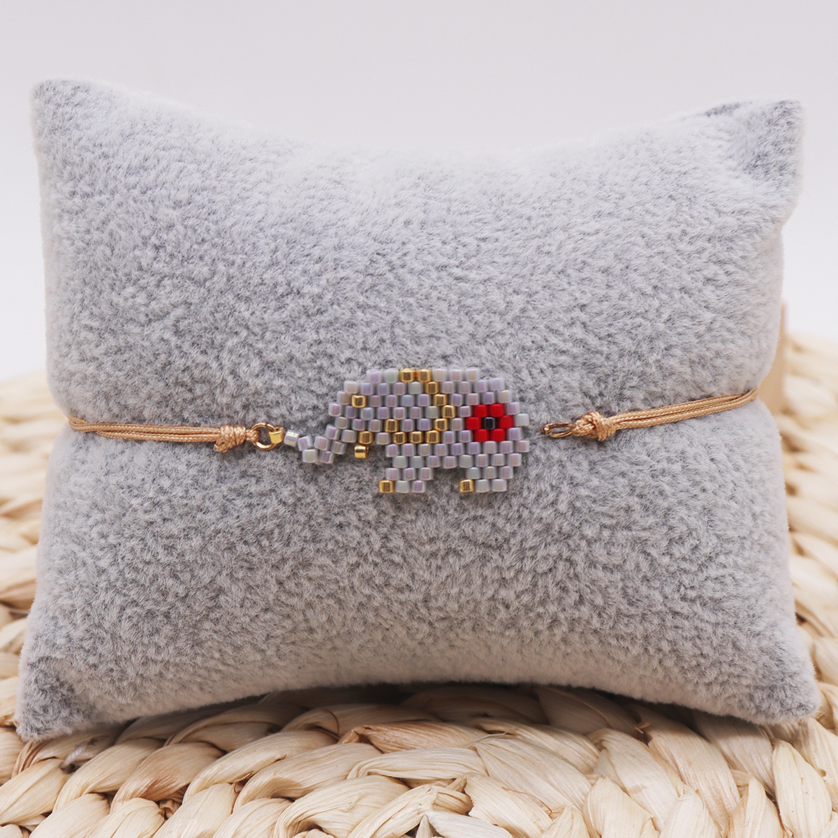 IG-Stil Elefant Saatperle Seil Kettenlos Streich Armbänder Großhandel display picture 13