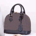Presbyopic Black