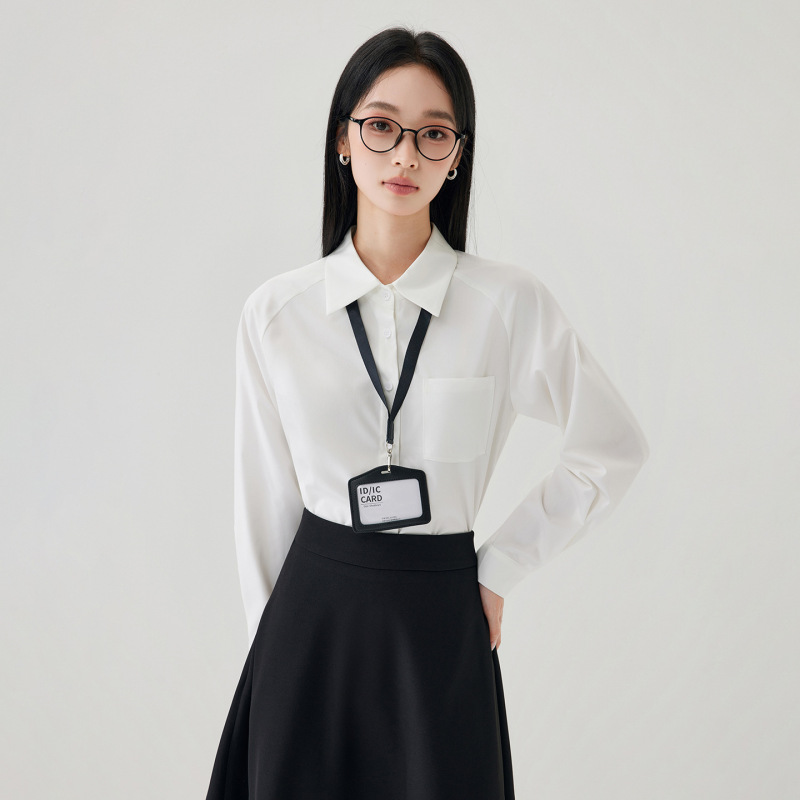 Women's long-sleeved, breathable shirt suitable for all seasons, 2026 spring and autumn collection, elegant V-neck, professional and formal wear, perfect for commuting and interviews Women's long-sleeved, breathable shirt suitable for all seasons, 2026 spring and autumn collection, elegant V-neck, professional and formal wear, perfect for commuting and interviews