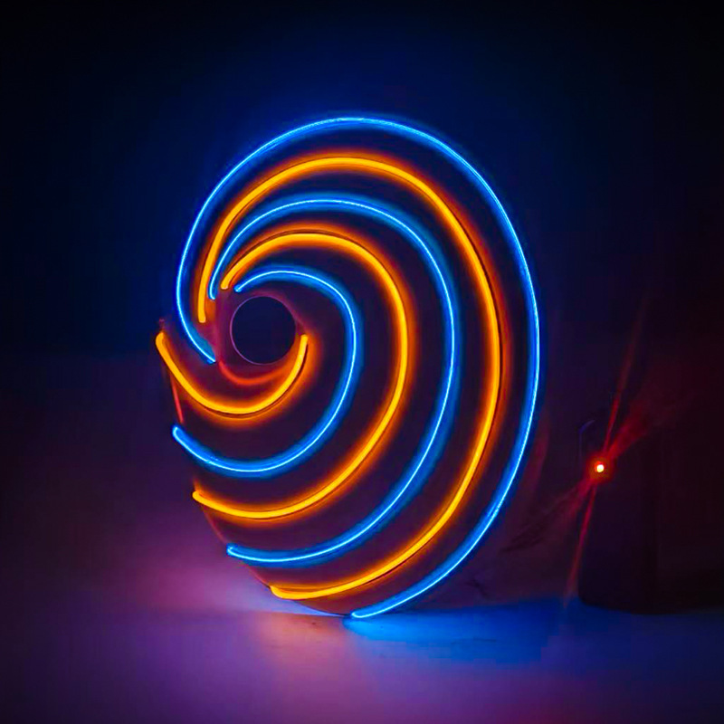 Máscara de Naruto brillante Uchiha con manchas de tierra A Fei escribe una máscara blanca de ojos de rueda cara completa cosplay cos