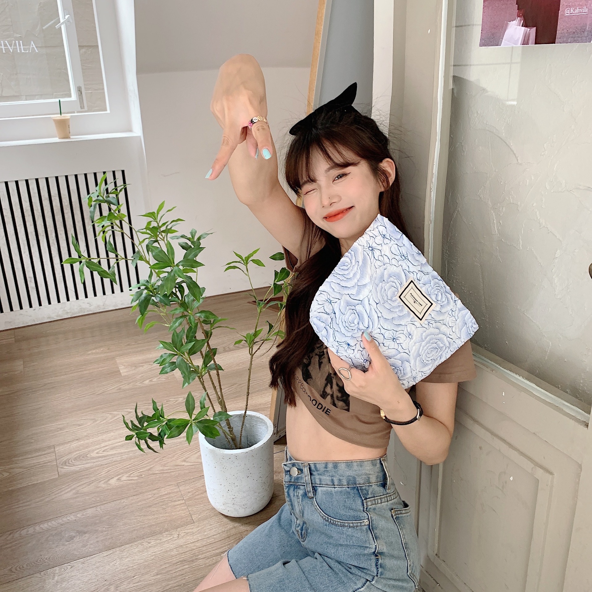 Wholesale of 25244 Jacquard blue rose large-capacity portable bags, clutch bags, storage bags, ladies' tote handbags undefined
