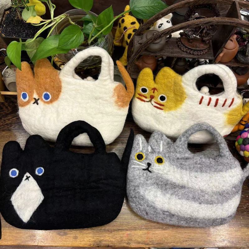 Nepal wool felt cute cat handbag handbag