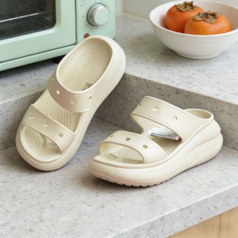 Women's Shoes Thick-Soled Puff Clogs Solid Color Beach Platform Thick Wedge Height-Increasing Sandals 2025 New Wholesale