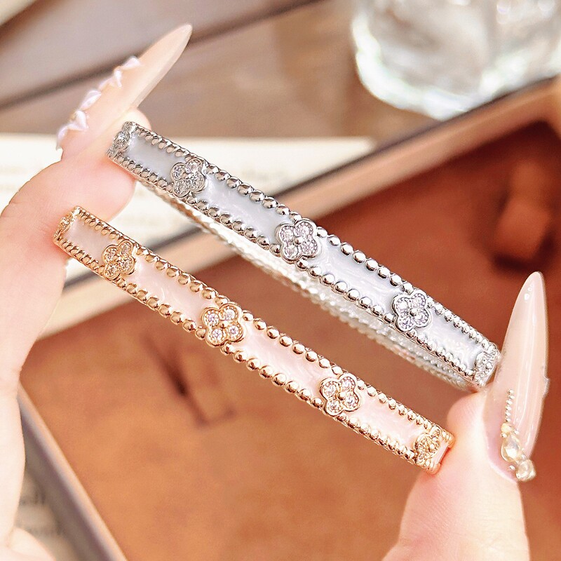 Tiktok New High-End Luxury Sparkling Diamond Kaleidoscope Bracelet Four-Leaf Clover Flower Bracelet Fashionable High-End Jewelry