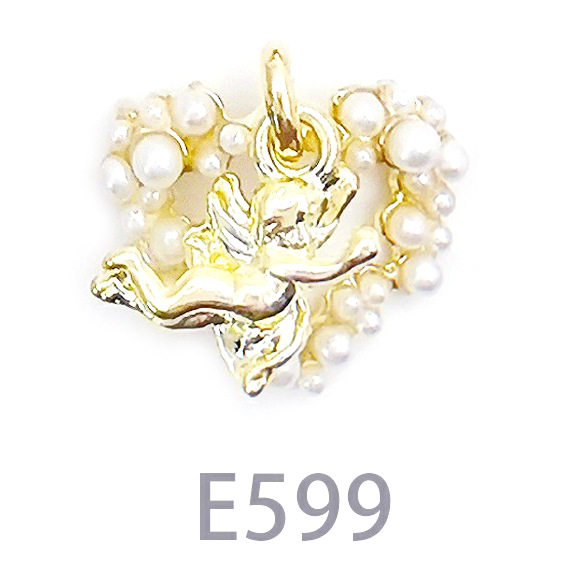 E599