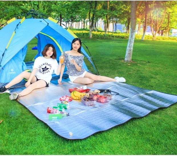 야외 캠핑 용품 양면 알루미늄 필름 매트 방습 방수 피크닉 잔디 매트 비치 매트 자동차 양산