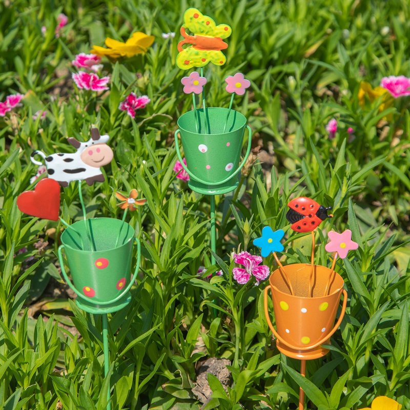 クロスボーダーのシミュレーション芝生の鉄製の花園の植木鉢のテントウムシの生け花の部品の屋外の庭の装飾の動物の花の竿の地面の挿し込み|undefined