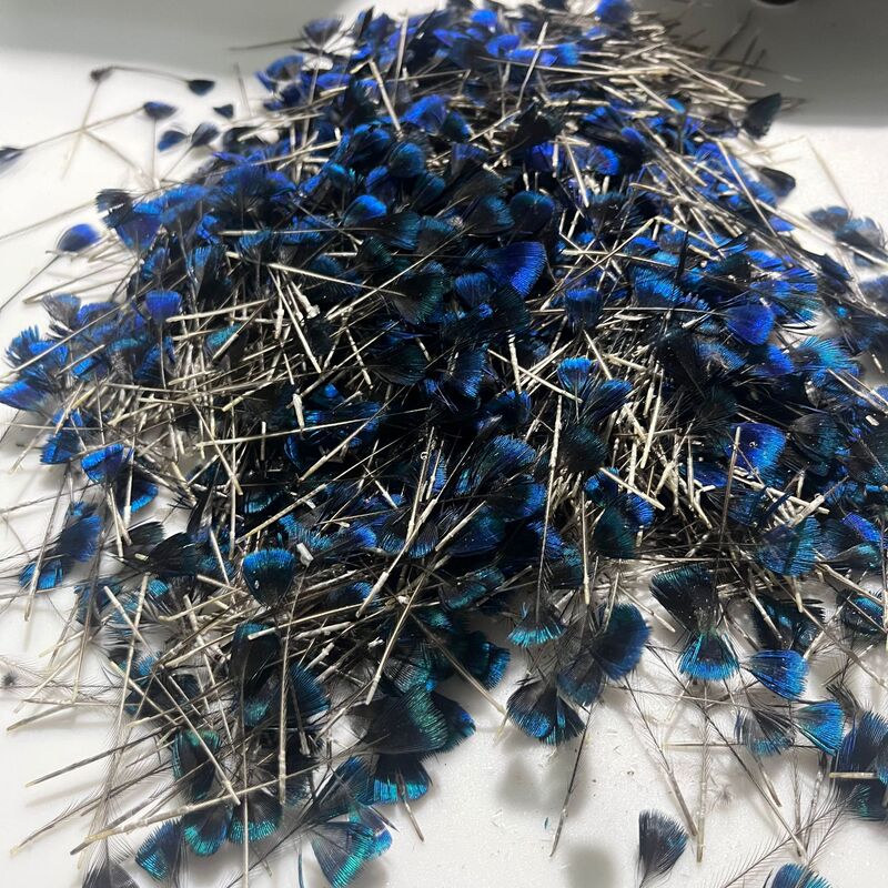 Blue and White Small Feathers Wholesale in Stock, Antique-Style Headwear, Imitation Jade Hats, Shoes, Clothing Design, Collection, Peacock