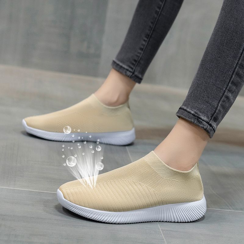 Khaki 826
