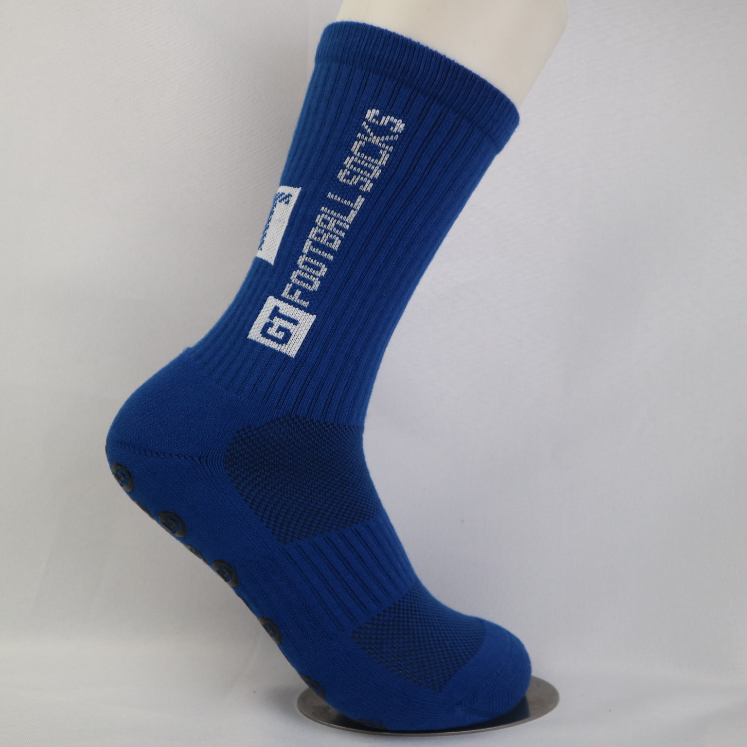 Anti-Slip Football Socks With Enhanced Cushioning - Breathable, Quick-Dry & Non-Slip Grip For Men & Women - Mid-Crew Sports Socks (Multiple Colors)_voghion.com