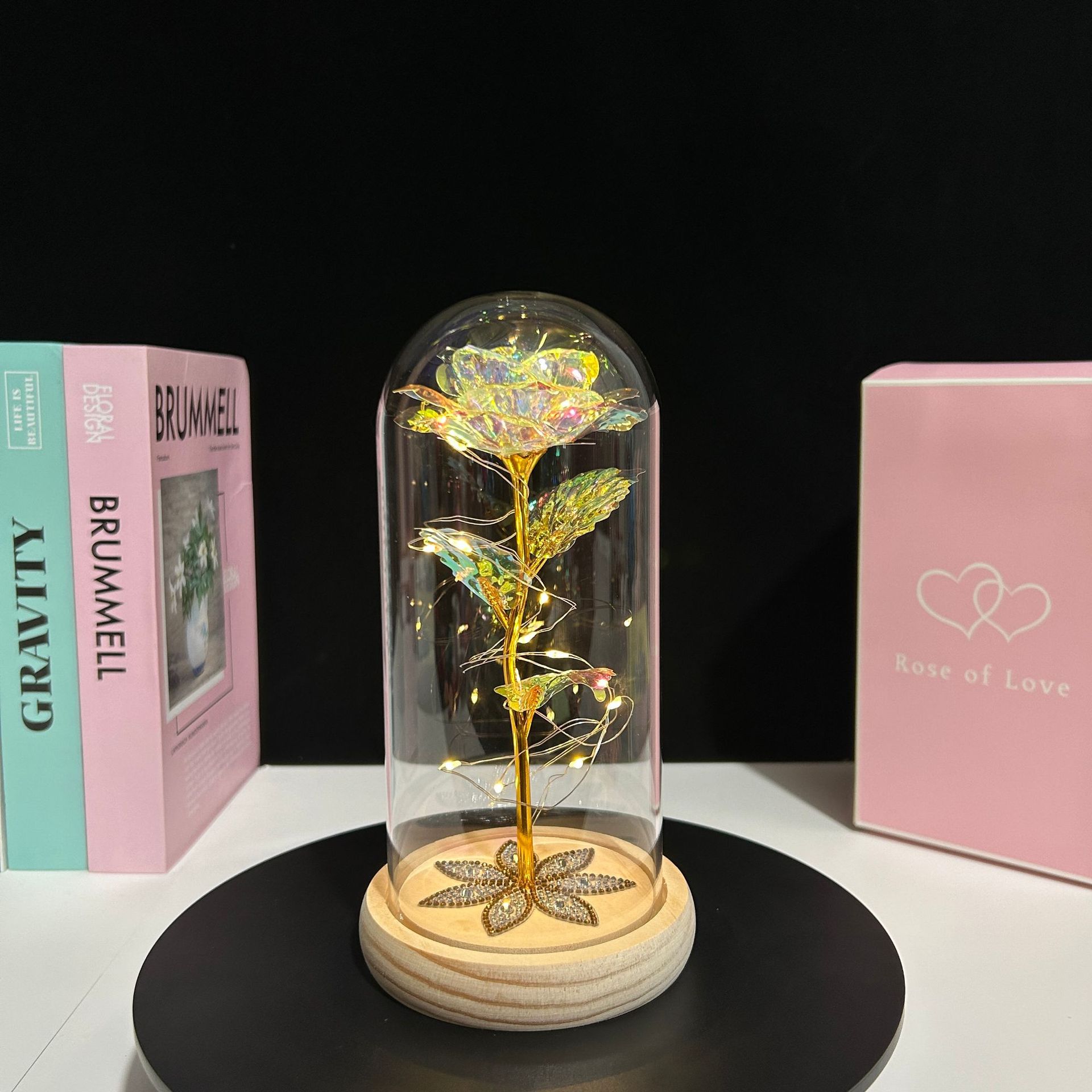 Lámpara de Cristal con Rosa Preservada, Regalo para el Día de San Valentín Chino, 520, Producto Terminado al por Mayor, Adorno Creativo para Regalo Pequeño