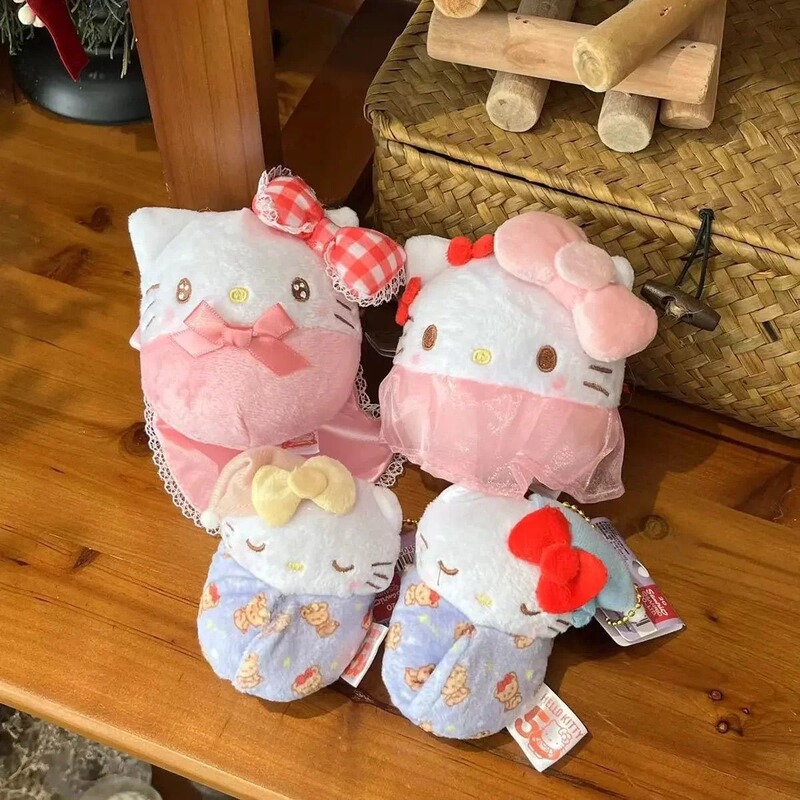 かわいい hellokty 50 周年記念おくるみバッグペンダント人形ベビー kt 猫宝団子ベビーぬいぐるみペンダント|undefined