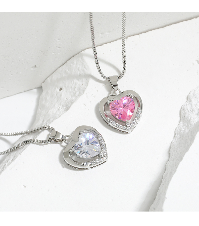 Simple Style Heart Shape Copper Hollow Out Inlay Zircon Pendant Necklace 1 Piece