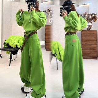 韩版潮流时尚套装女2026冬季新款显瘦绿色毛衣加绒保暖弯刀休闲裤