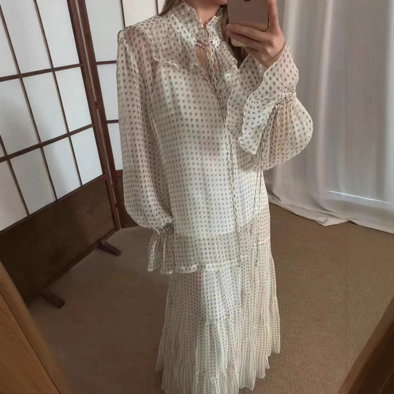 2026 Spring Retro High-End Gold Thread Paisley Series Lace V Neck Lace-Up Shirt Feminine Top