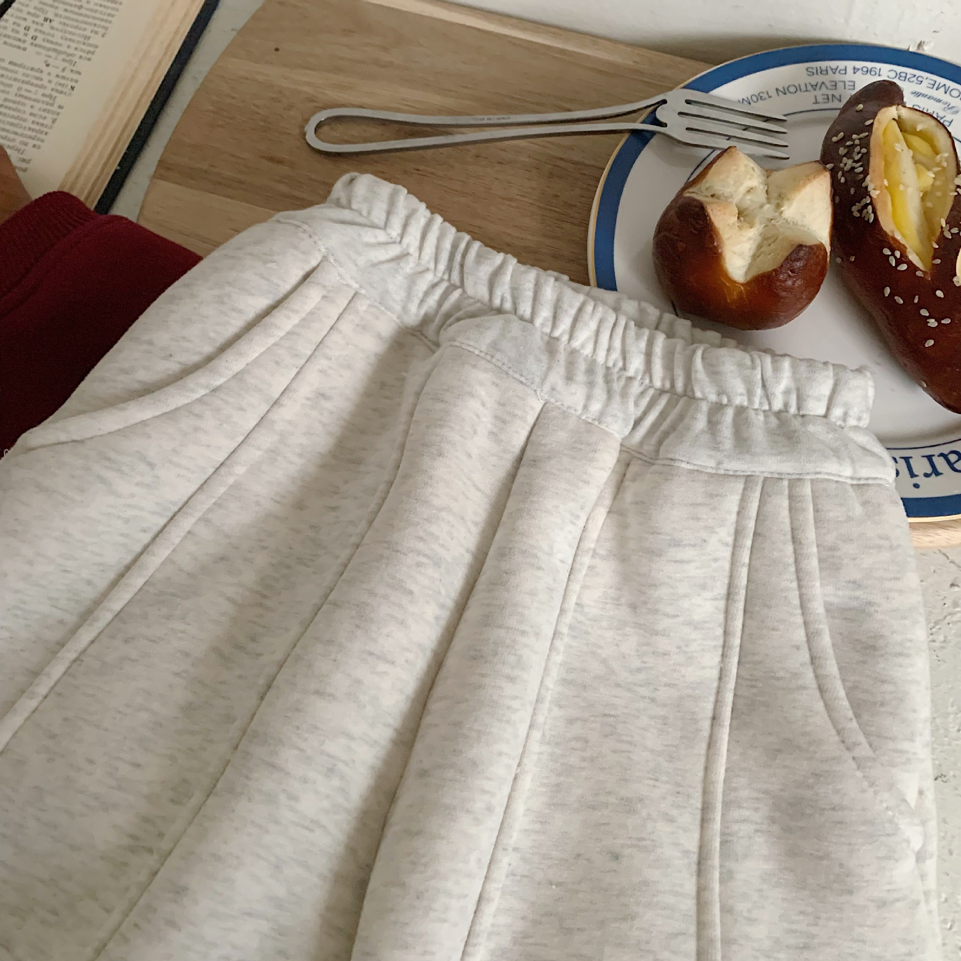 Boys Pants 2025 Winter New Korean Version Of Children's Loose Velvet Sweatpants Medium And Children's Thickened Sweatpants_voghion.com