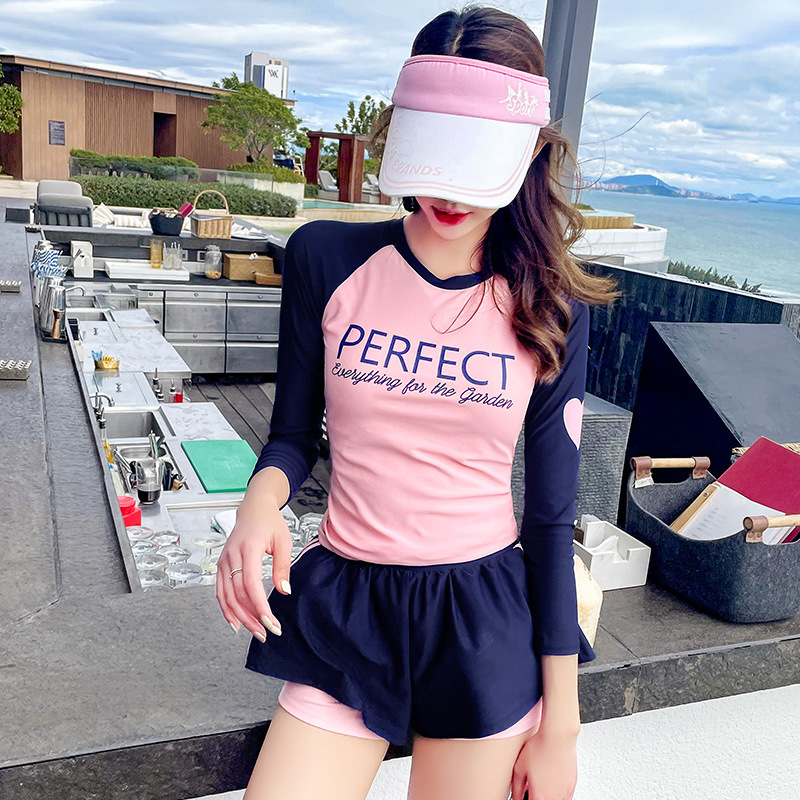 Traje de baño deportivo de dos piezas traje de baño de aguas termales de vacaciones para estudiantes pequeño pecho empuja hacia arriba traje de baño de adelgazamiento delgado de manga larga de dos piezas