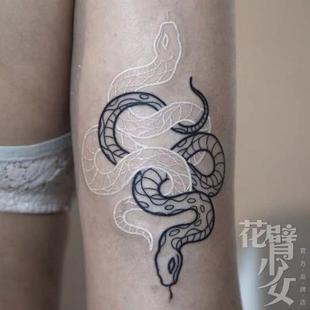 ������ŮTATTOO�¹�ˇ��ɫ�ڰ��߼y���N �� �ڰ׾��l�����ֱ۰���