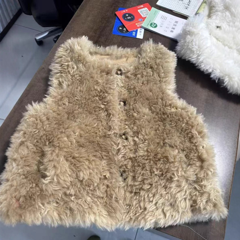 Ouni Vest 2025 Autumn/Winter New Toca Lamb Wool Vest Women's Fur Integrated Short Fur Vest Jacket