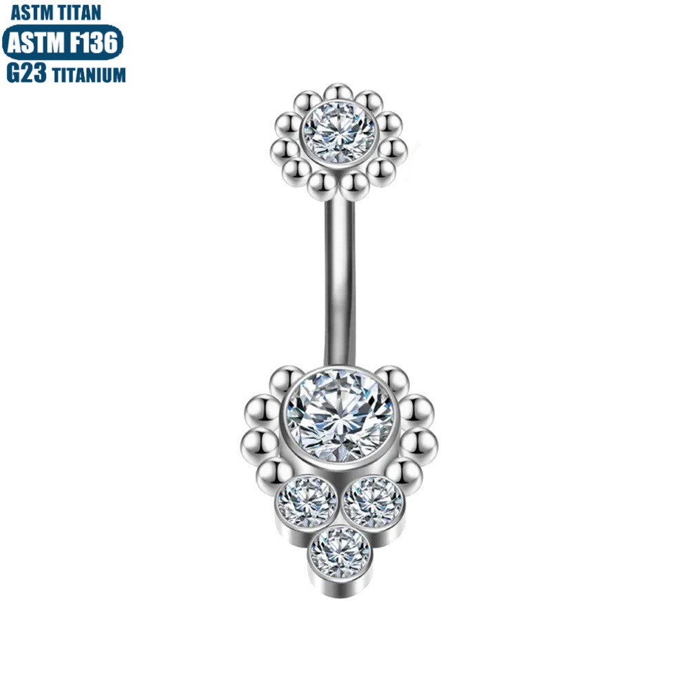 16G labret stud size and finish detail