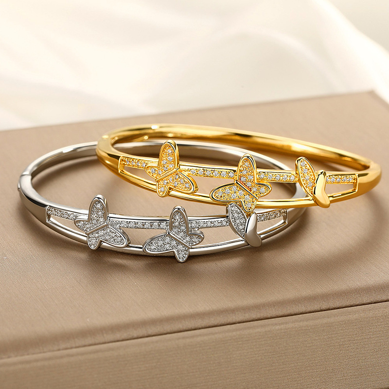 New Double Butterfly High-Quality Buckle Bracelet with Diamonds for Women, Hollow-Out Niche Design, High-End Versatile Zircon Bracelet
