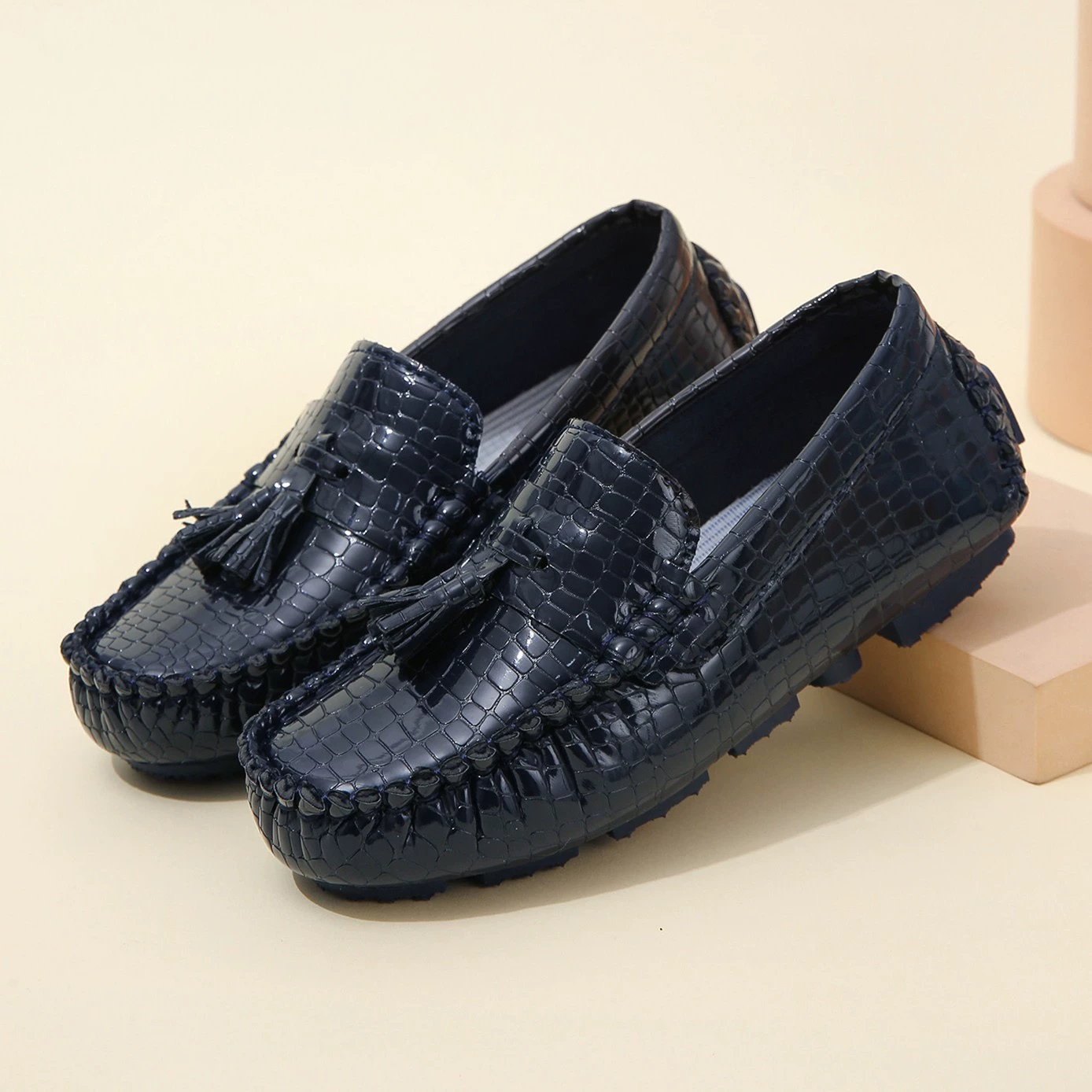 Новые мужские кожаные туфли для детей среднего и старшего возраста, студенческие балетки, кожаные повседневные туфли, модная обувь для мальчиков, размер 28-36.