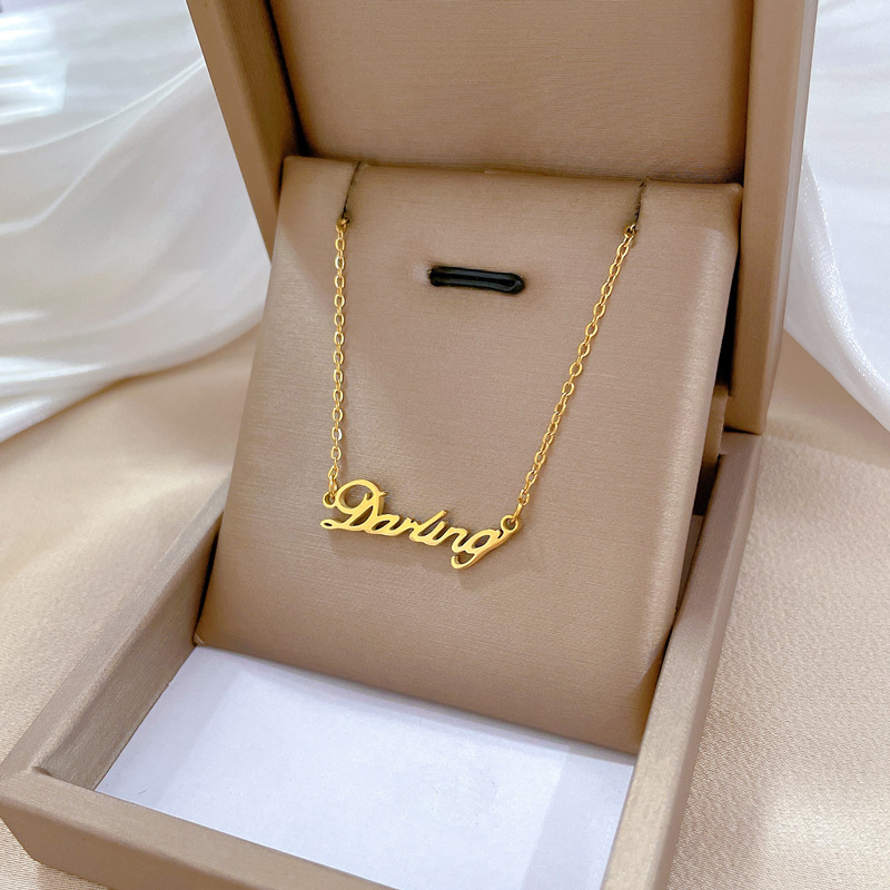 【 Corpo intero in acciaio al titanio 】 Minimalista inglese personalizzato. Collana in vero oro all'interno della fornace. Maglia interna femminile rossa_voghion.com