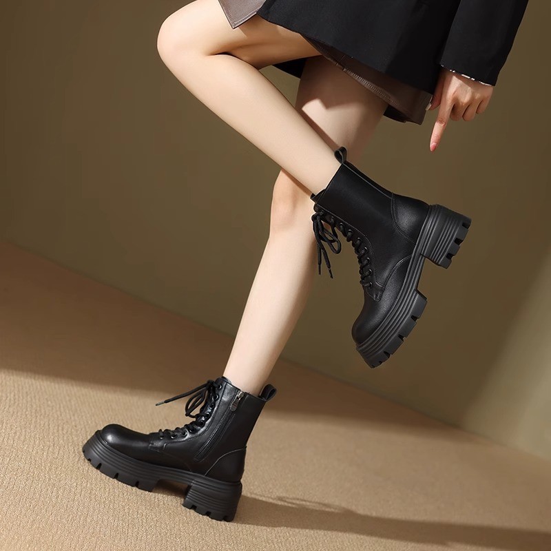 여성을위한 두꺼운 밑창 고조 마틴 부츠 2025 새로운 가을, 겨울 다목적 플러스 벨벳 영국 짧은 부츠 슬림 부츠 블랙 스노우 부츠