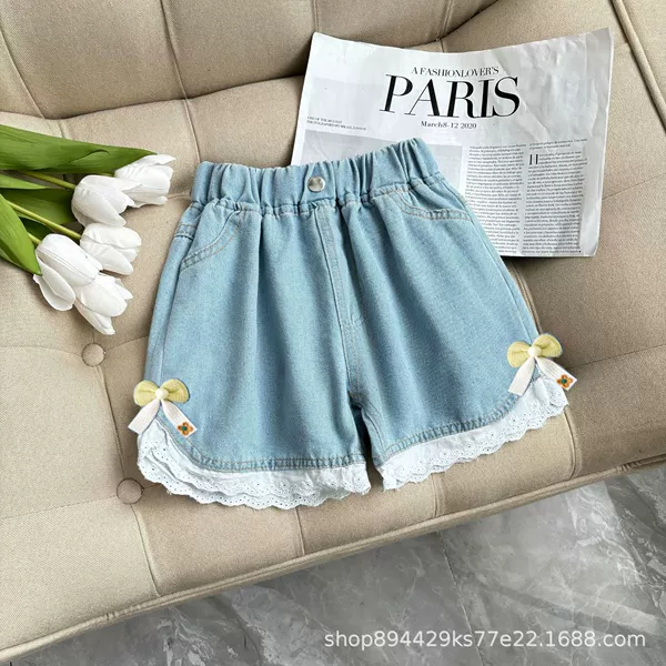 Lace shorts-yellow butterfly