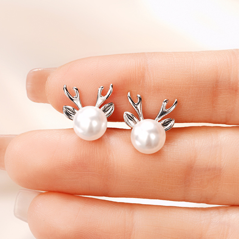 Boucles d'oreilles en bois de cerf pour femme en perles mignonnes Cao Shi, boucles d'oreilles à la mode, bijoux assortis pour Noël, cadeau_voghion.com