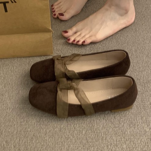 Ballet shoes
