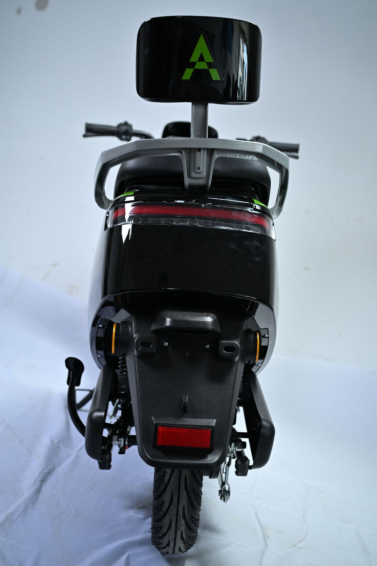 Cross-Border Best-Selling Affordable Electric Bicycles, Eu Compliant Electric Motorcycles, Adult-Specific Electric Bicycles