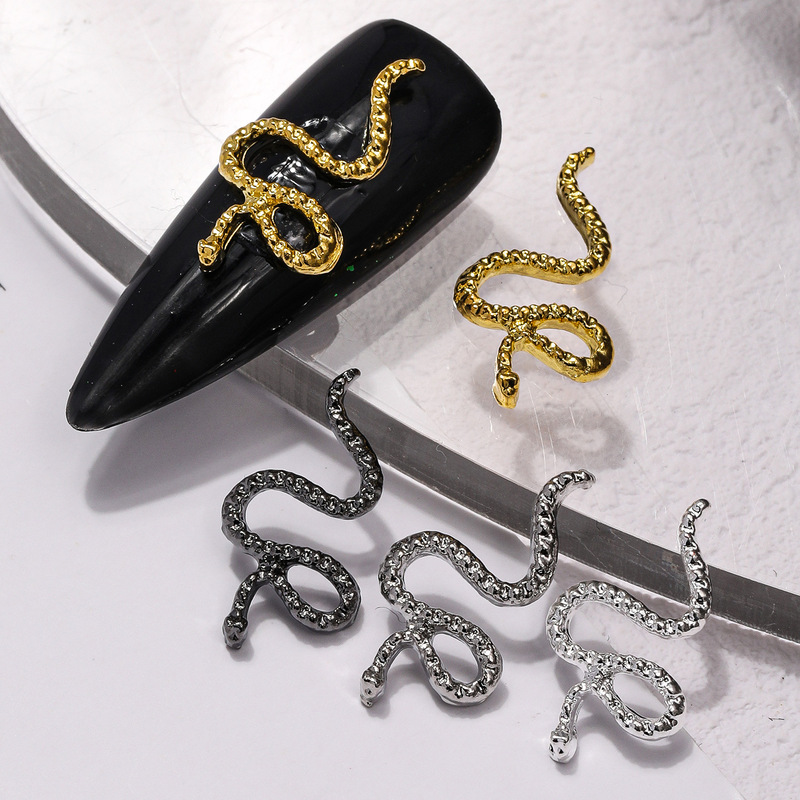 Internet Celebrant Dark Style Metal Snake Nail Art Jewelry Large Alloy Diamond Snake Diamond DIY Nail Decoration Art