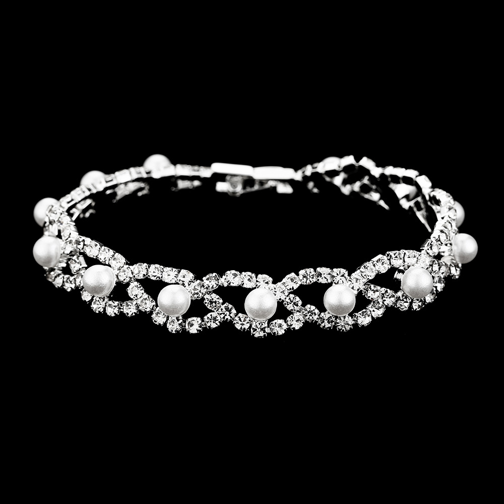 2022 transfronterizo europeo y americano nuevo simple joyería de las mujeres pendientes collar de perlas pulsera de tres piezas joyería de la boda