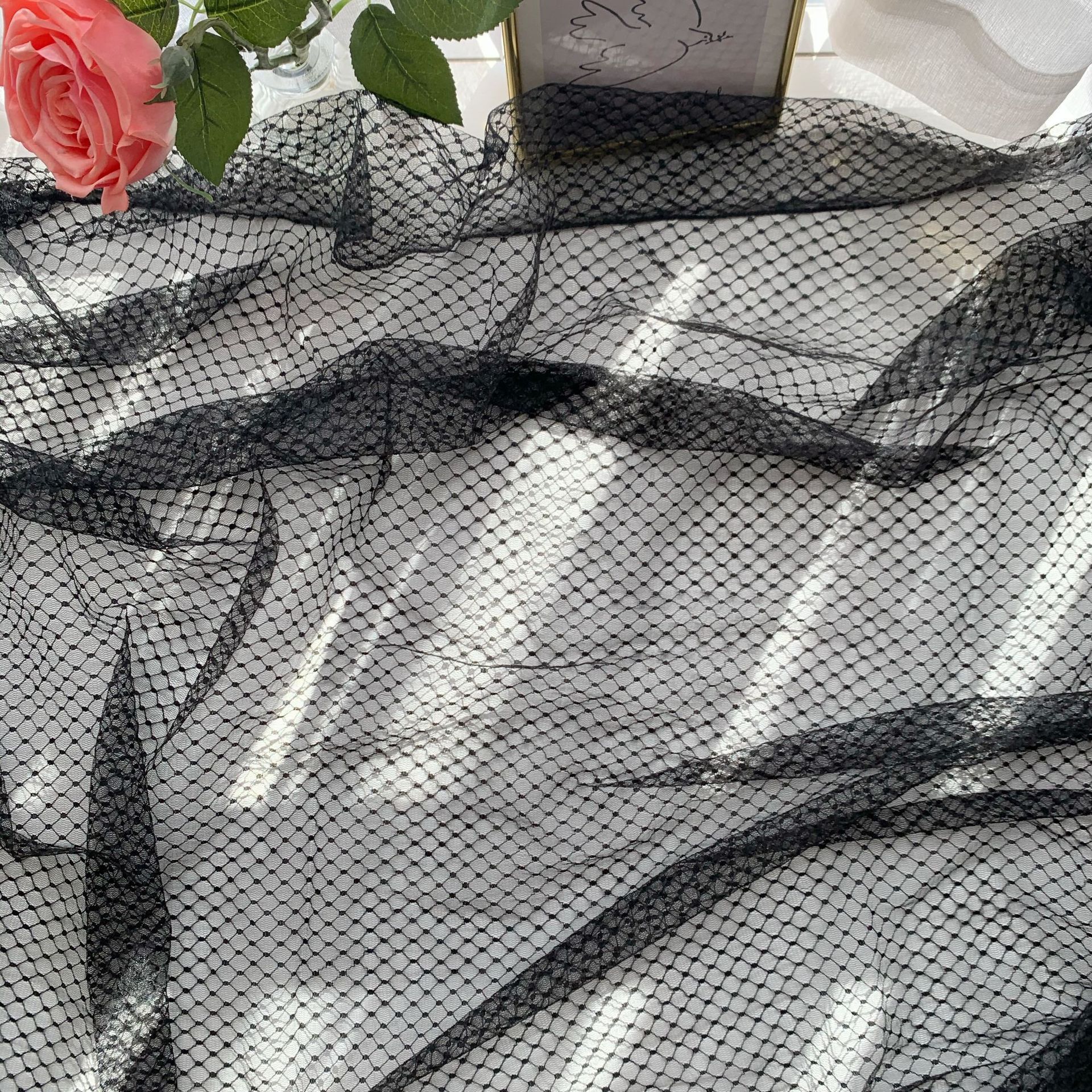 Suministro directo de fábrica de malla de nylon no elástico jacquard malla de diamantes bolsa de ropa para niños tela de base en stock al por mayor