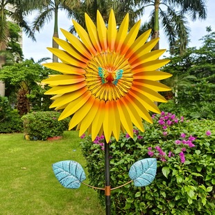 Iron Sunflower Outdoor Garden Lawn Landscape Layout Metal Crafts Sunflower Rotating Windmill Ornaments
