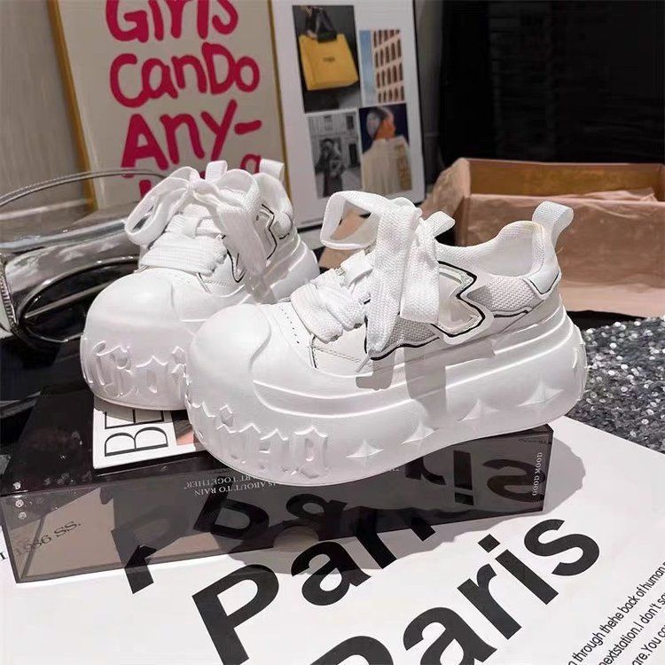 2026 nuevo verano nuevo estilo de moda versátil estudiantes zapatos deportivos ociosos feos y bonitos cabeza grande chic zapatos muffin
