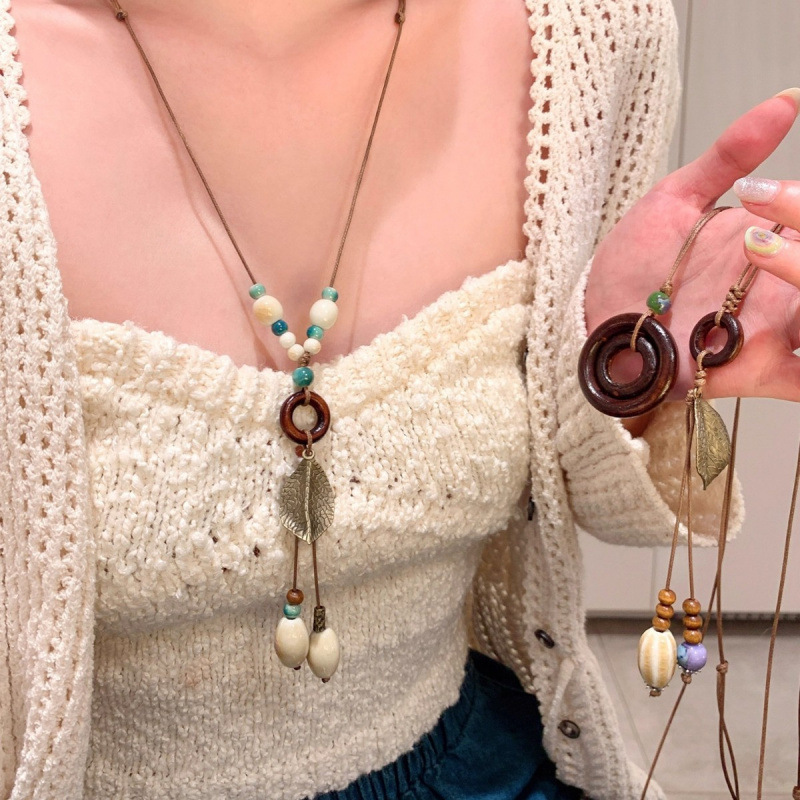 New Chinese Style Retro Long Leaf Tassel Necklace Niche Design Sense Temperament Personality National Style Versatile Exquisite Necklace New Chinese Style Retro Long Leaf Tassel Necklace Niche Design Sense Temperament Personality National Style Versatile Exquisite Necklace