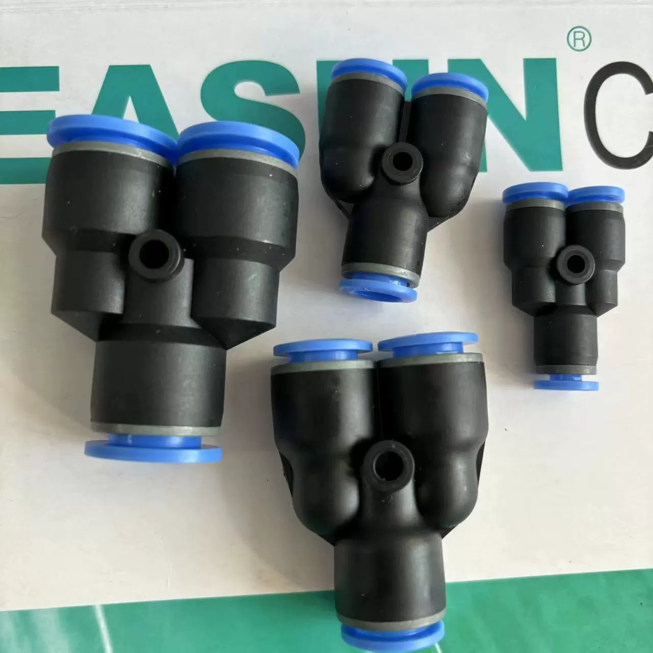 EASUN миллиард дней пневматический Y-тройной разъем EPY4 EPY6 EPY8 EPY10 EPY12