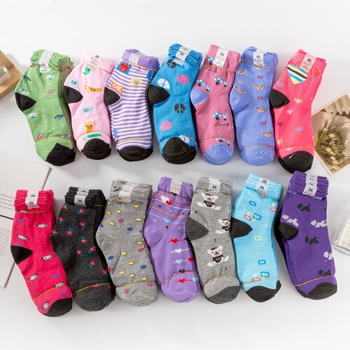 Socks street stall supply middle-aged and elderly mid-length autumn and winter casual mid-length cotton socks old lady socks women's socks wholesale