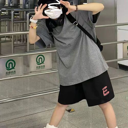 Summer  New Women's Loose Matchable Knee-Length Outerwear Running American Casual Five-Pocket Pants Trendy