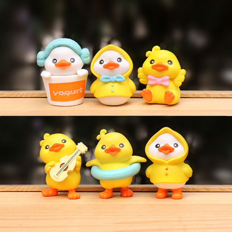 New Duck Hand-made Model Car Car Interior Decoration Jewelry Small Yellow Duck Desktop Micro Landscape Small Ornaments