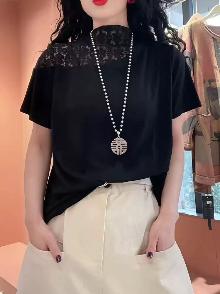 검은색
