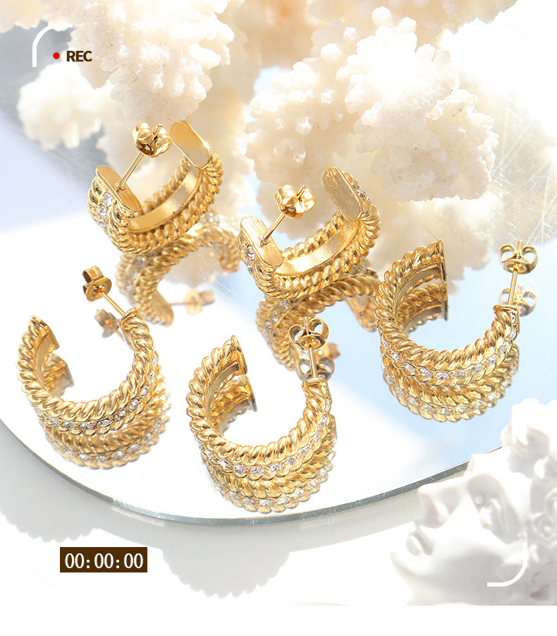 Retro C Shape Titanium Steel Inlay Zircon Ear Studs 1 Pair