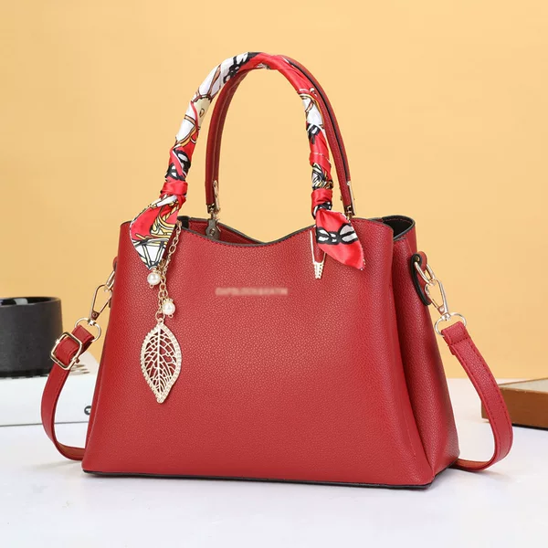 Bride Bag 2023 Mother's Day New Style Women's Handbag Solid Color Large Capacity Shoulder Bag Elegant Mother's Bag