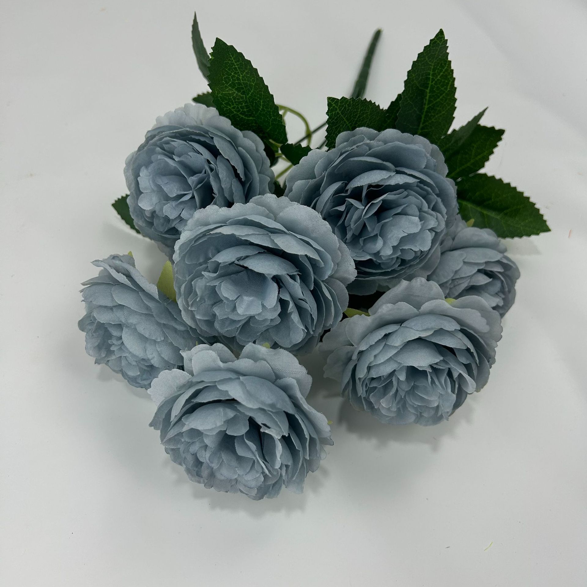회색 파란색